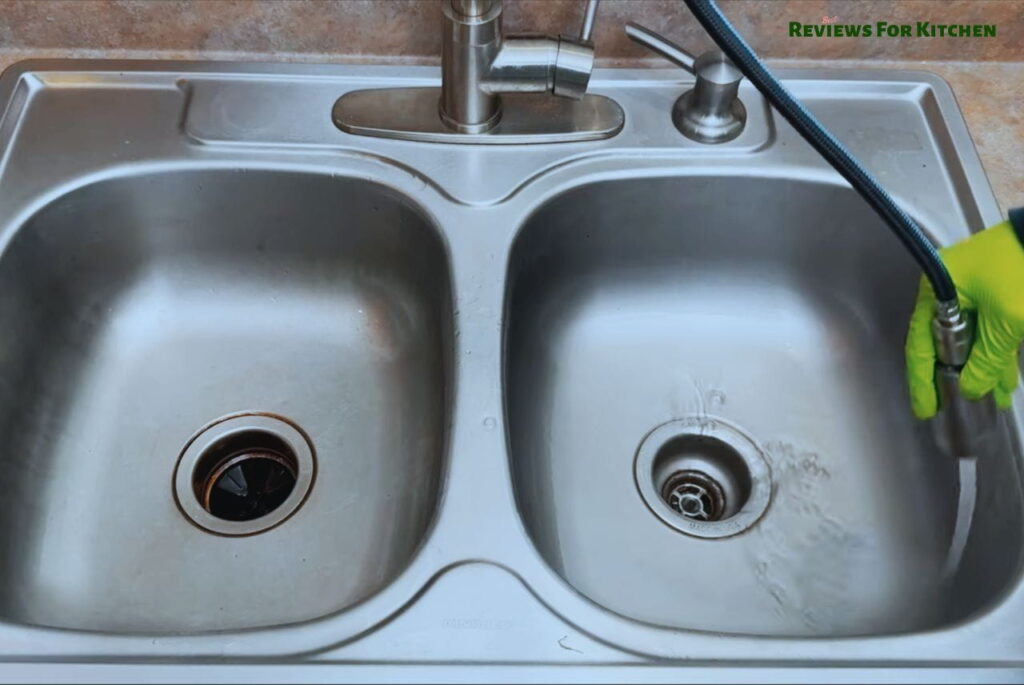 How to Remove Rust Stains from Kitchen Sink : Practical solution